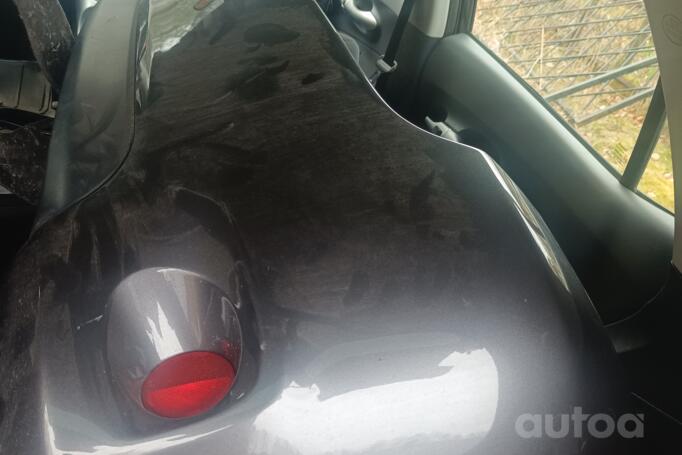 Toyota Auris 2 generation Hybrid hatchback 5-doors