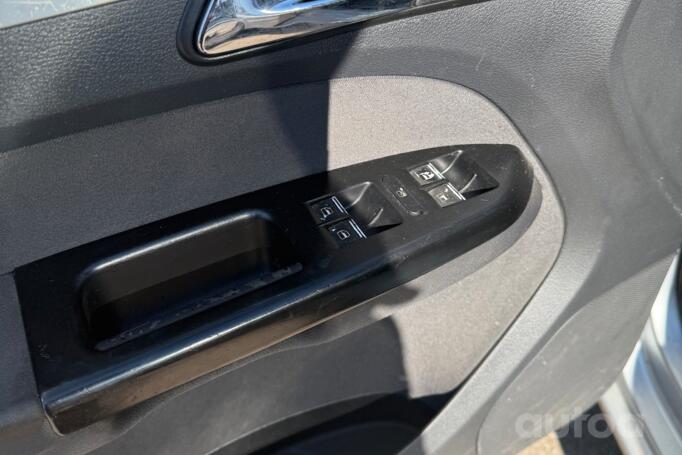 Volkswagen Touran 1 generation Minivan