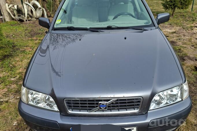 Volvo V40 1 generation [2th restyling] wagon