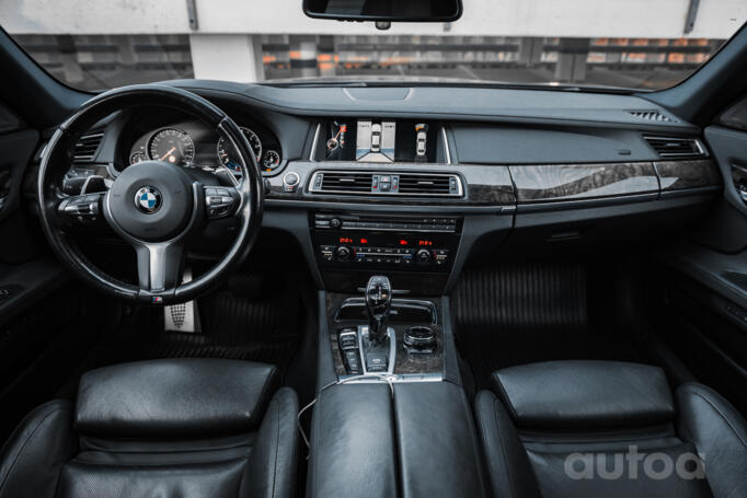 BMW 7 Series F01/F02 [restyling] Sedan