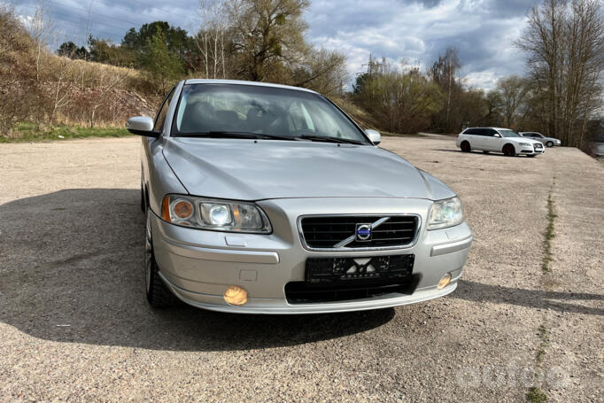 Volvo S60 1 generation [restyling] Sedan