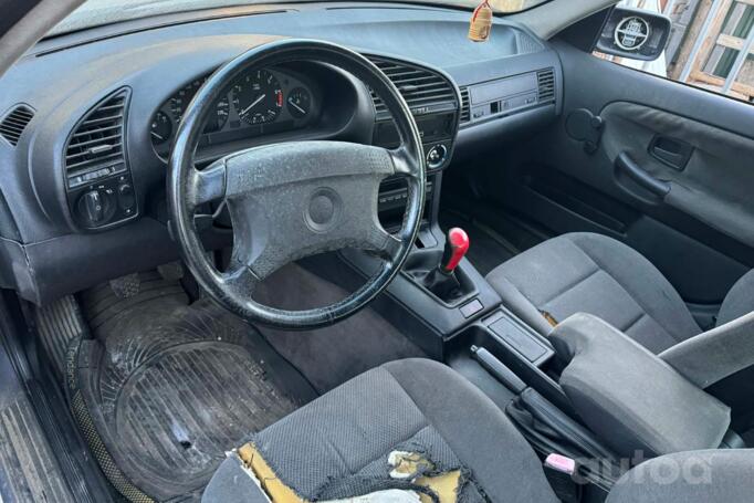 BMW 3 Series E36 Sedan