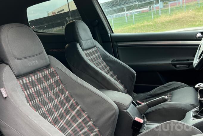 Volkswagen Golf GTI 5 generation