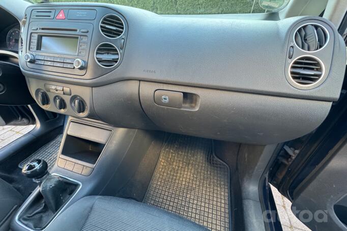 Volkswagen Golf 4 generation Hatchback 5-doors