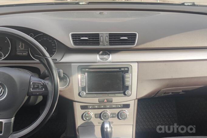 Volkswagen Passat B7 Variant wagon 5-doors