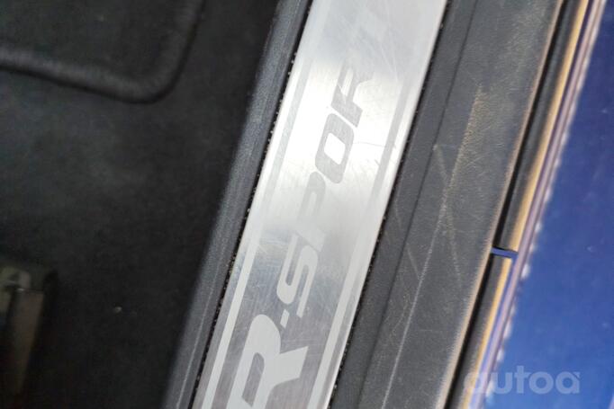 Jaguar XE 1 generation