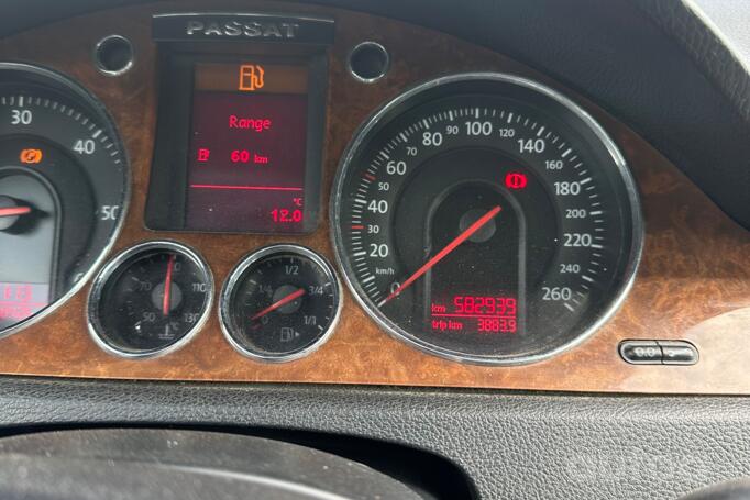 Volkswagen Passat B6 wagon 5-doors