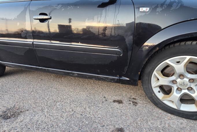 Opel Zafira B Minivan 5-doors