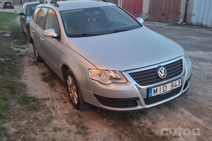 Volkswagen Passat B6 wagon 5-doors