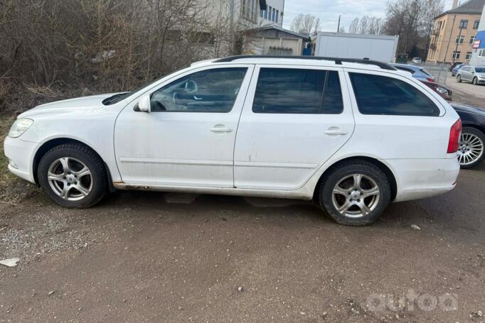 Skoda Octavia 2 generation [restyling] Combi wagon 5-doors