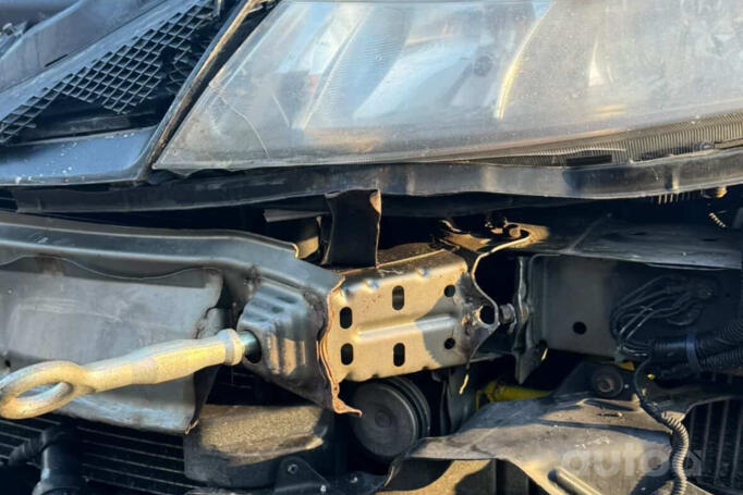 Honda Civic 8 generation Hatchback 5-doors