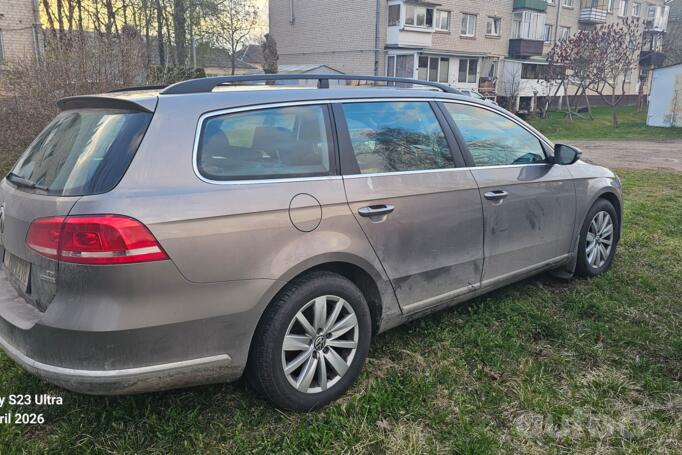 Volkswagen Passat B7 Variant wagon 5-doors