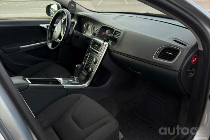 Volvo V60 1 generation wagon