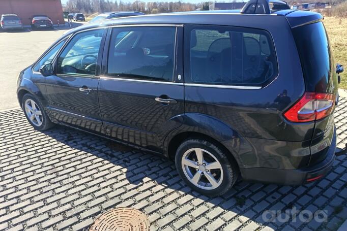 Ford Galaxy 2 generation Minivan