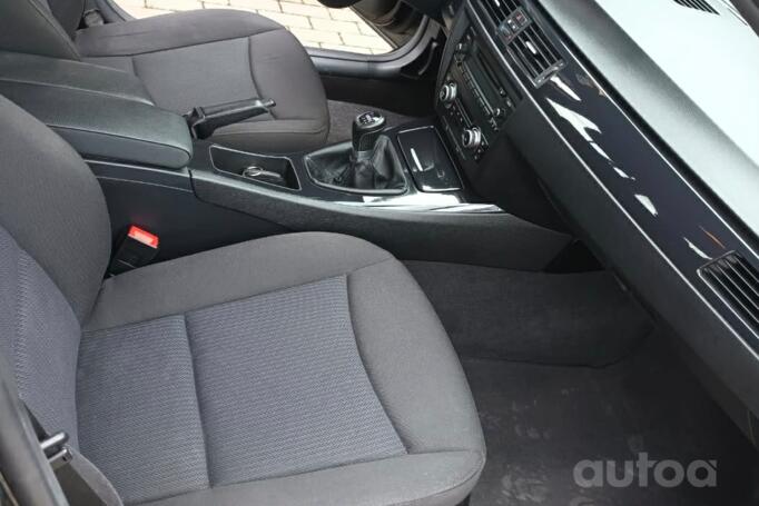 BMW 3 Series E90/E91/E92/E93 [restyling] Touring wagon