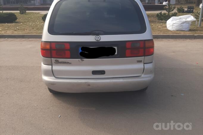 Volkswagen Sharan 1 generation Minivan 5-doors