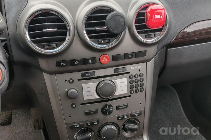 Opel Antara 1 generation Crossover