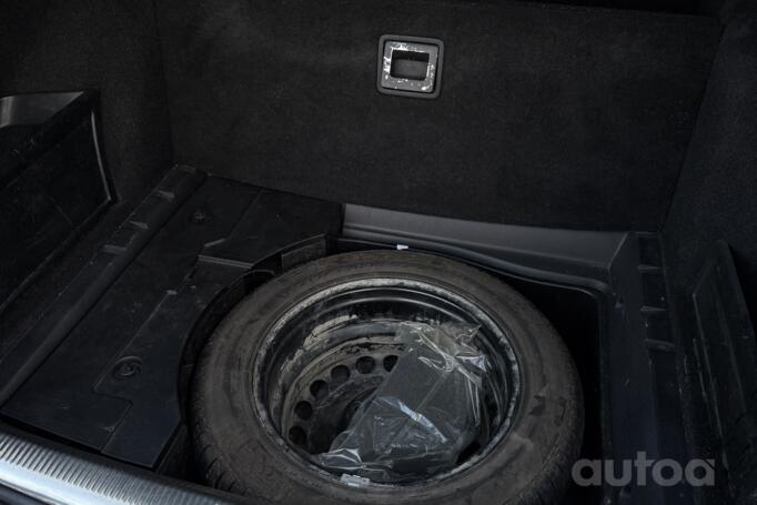 Volkswagen Passat B6 wagon 5-doors