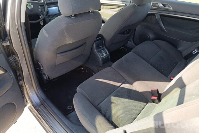 Skoda Superb 1 generation Sedan