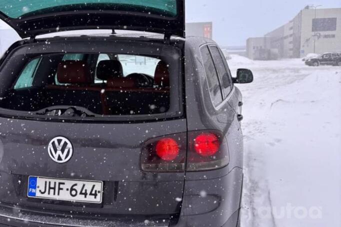 Volkswagen Touareg 1 generation [restyling] Crossover