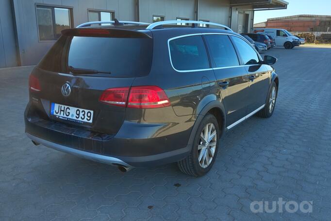 Volkswagen Passat Variant 1 generation wagon (5 doors)
