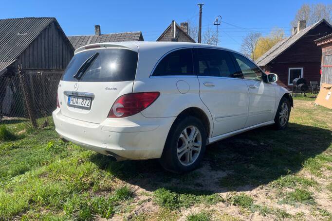Mercedes-Benz R-Class W251 Minivan