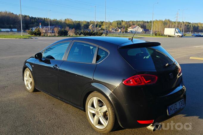 SEAT Leon 2 generation [restyling] FR hatchback 5-doors