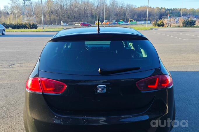 SEAT Leon 2 generation [restyling] FR hatchback 5-doors