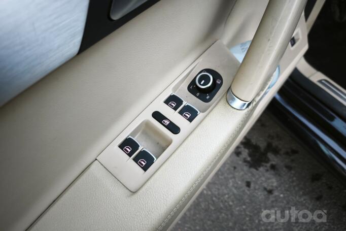 Volkswagen Passat B7 Variant wagon 5-doors