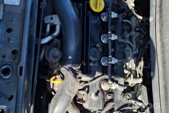 Opel Zafira B [restyling]