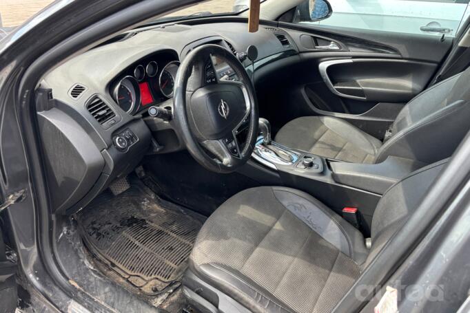 Opel Insignia A Sports Tourer wagon 5-doors