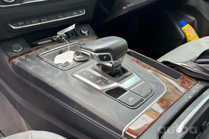 Audi Q5 2 generation Crossover