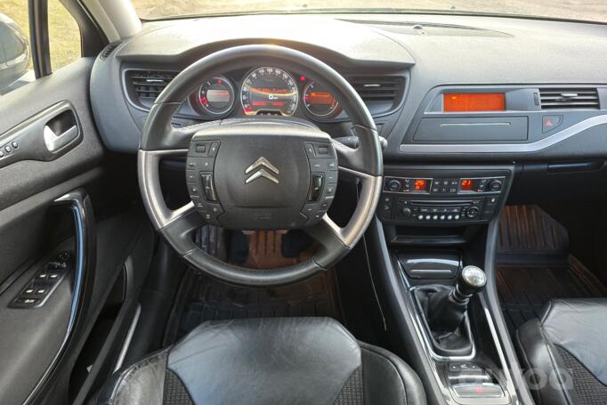 Citroen C5 2 generation wagon 5-doors