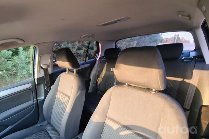 Volkswagen Golf 6 generation Hatchback 5-doors