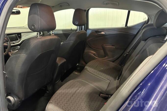 Opel Astra K Hatchback