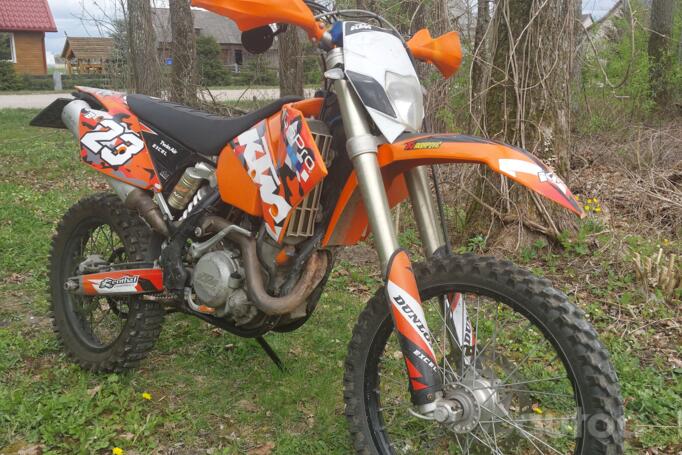 KTM 525