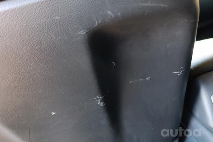 Audi Q7 4L Crossover