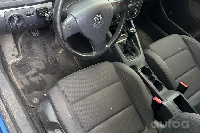 Volkswagen Golf 5 generation Hatchback 5-doors