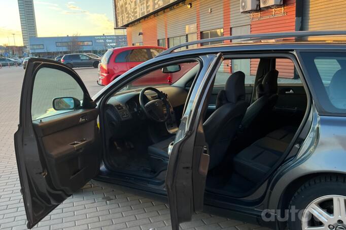 Volvo V50 1 generation wagon