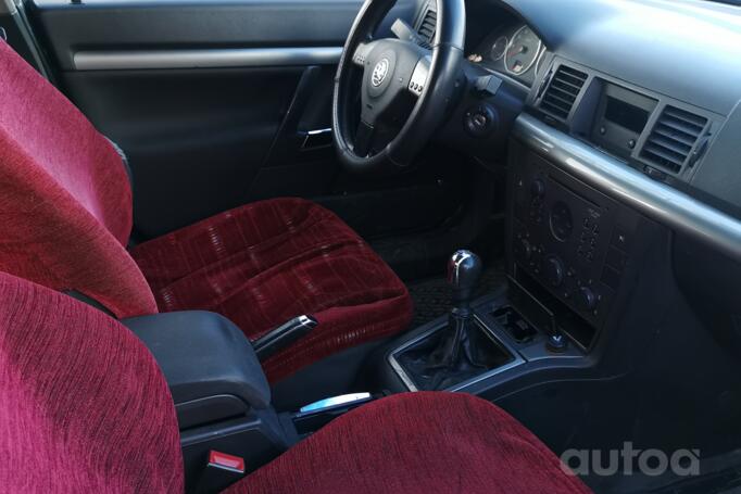 Opel Vectra C Sedan 4-doors