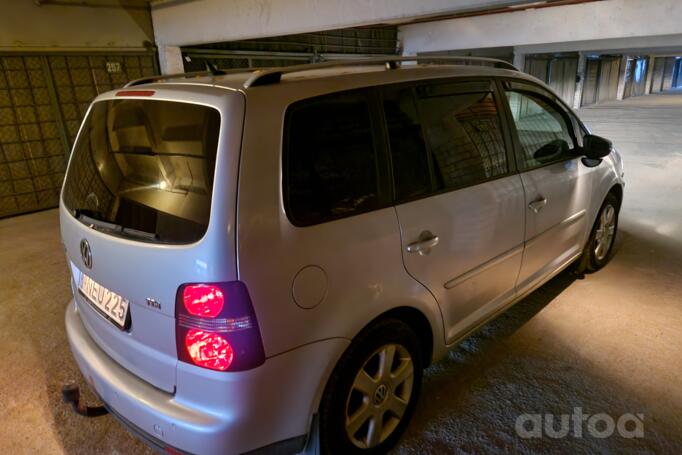 Volkswagen Touran 1 generation [2th restyling] Minivan