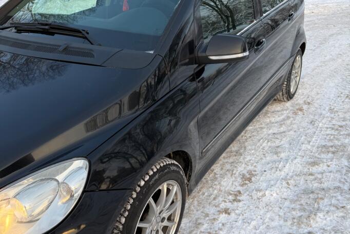 Mercedes-Benz B-Class W245 [restyling] Hatchback