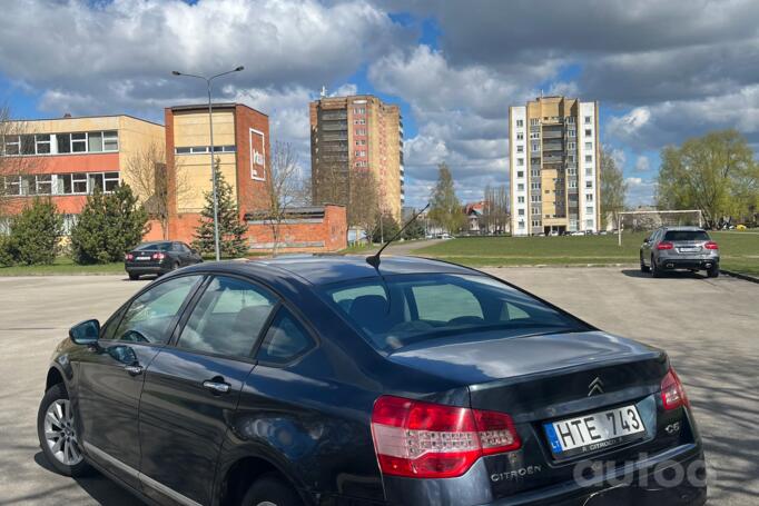 Citroen C5 2 generation Sedan