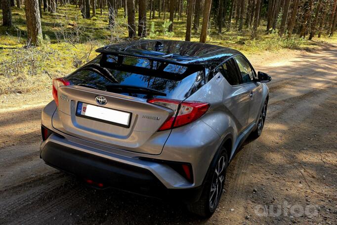 Toyota C-HR 1 generation Crossover