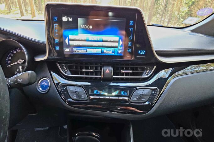 Toyota C-HR 1 generation Crossover