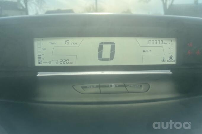 Citroen C4 1 generation Hatchback 3-doors