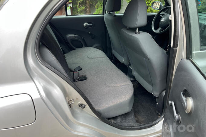 Nissan Micra K12 Hatchback 5-doors