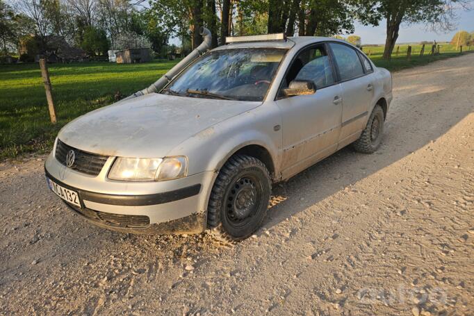 Volkswagen Passat B5 Sedan 4-doors