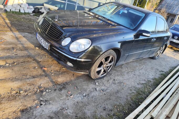 Mercedes-Benz E-Class W211/S211 Sedan 4-doors