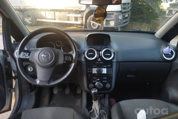 Opel Corsa D Hatchback 5-doors